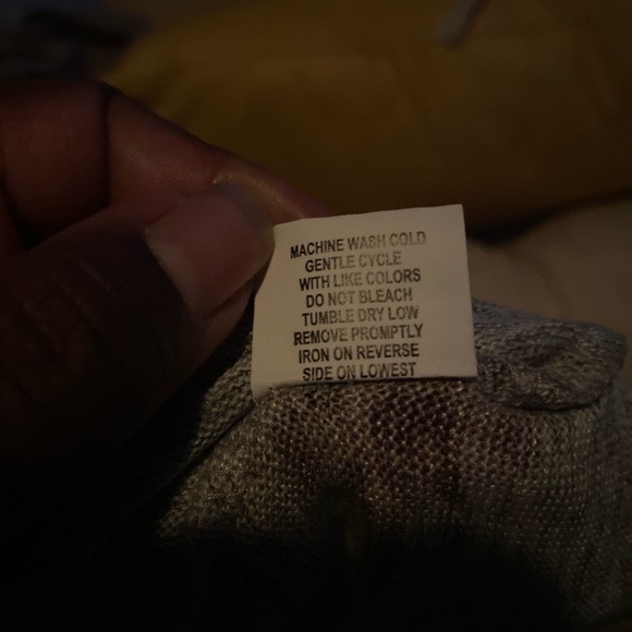 Dress - Picture 8 of 9